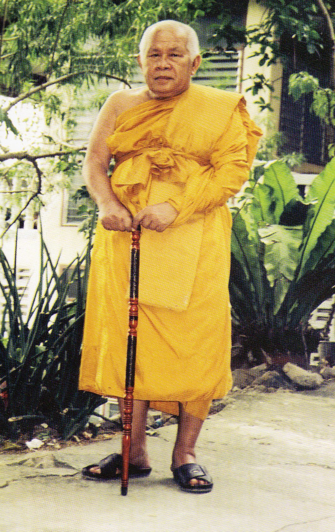 อริยะโลกที่ 6 - หลวงพ่อยงยุทธ วัดเขาไม้แดง อดีตพระเกจิฯชื่อดัง จ.ชลบุรี