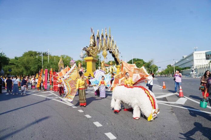 รายงานพิเศษ