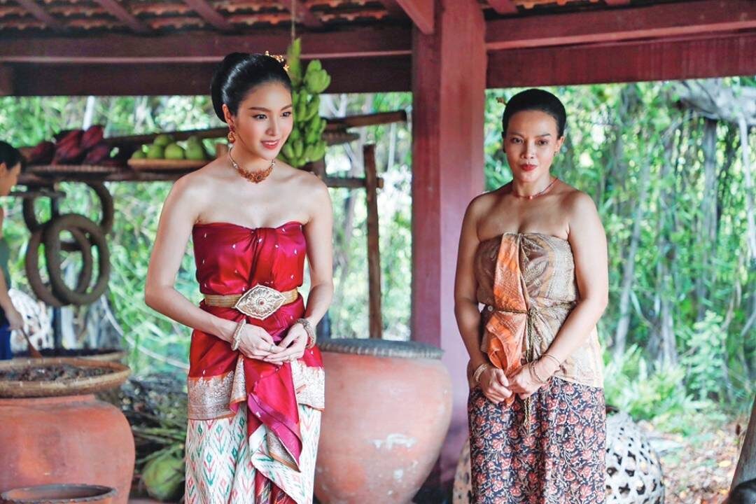 เสาร์สด - ‘ใหม่’เปิดเกมชิงบัลลังก์ - เรื่องราวสุดอื้อฉาว‘แม่หยัว’