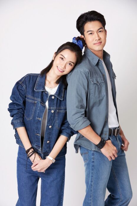 เบื้องหลังมายา