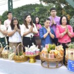 วันออกพรรษา ตักบาตรเทโวโรหณะ ย้อนรอย 78 ปี ก่อเกิดสะพานประวัติศาสตร์ปาย