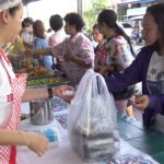 แห่ซื้ออาหารเจ โรงแรมดังสงขลา เปิดครัวปรุงเมนูเด็ด ระดับ 5 ดาว เสิร์ฟริมถนนราคาติดดิน