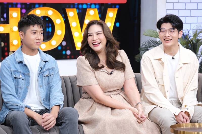 อรอนงค์ ควงลูกชาย อองรี-อองตอง อัพเดตอาการป่วยมะเร็ง