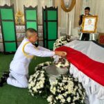 รรท.ผบ.ตร. อาลัย “ตชด.พลีชีพ” เหตุลอบยิงฐาน จัดพิธีศพสมเกียรติตำรวจกล้า
