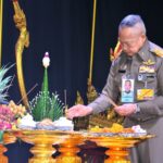 ราชเลขานุการในพระองค์ฯ เป็นประธาน พิธีคำนับครู โขน มูลนิธิส่งเสริมศิลปาชีพฯ ตอน “พระจักราวตาร”