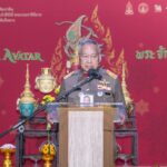 ราชเลขานุการในพระองค์ฯ เป็นประธาน พิธีคำนับครู โขน มูลนิธิส่งเสริมศิลปาชีพฯ ตอน “พระจักราวตาร”