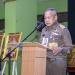 ราชเลขานุการในพระองค์ฯ เป็นประธาน พิธีคำนับครู โขน มูลนิธิส่งเสริมศิลปาชีพฯ ตอน “พระจักราวตาร”