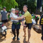 สิงห์อาสา-คณะแพทย์ฯ มช. เร่งช่วยผู้ป่วยติดเตียง อพยพพ้นพื้นที่ ประสบภัยน้ำท่วม