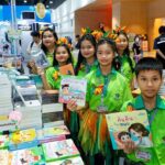 มหกรรมหนังสือฯ ร่วมสร้างกุศล มูลนิธิหนึ่งอ่านล้านตื่น-นักอ่าน มอบทุน 2 แสนบาท ให้ 20 โรงเรียนทั่วประเทศ
