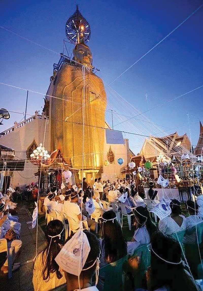 เที่ยววัดวันหยุด - เยือนวัดอินทรวิหาร บางขุนพรหม สักการะขอพร‘หัวใจหลวงพ่อโต’