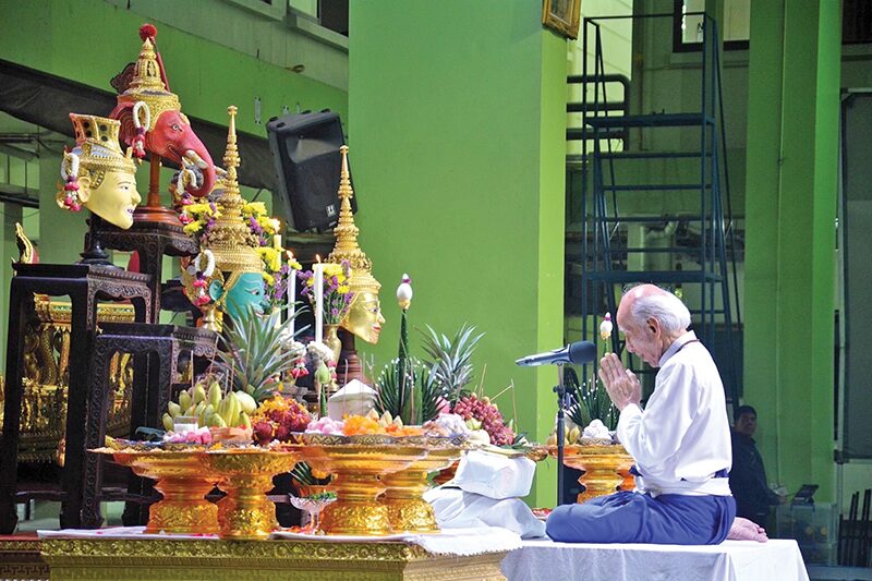สดจากเยาวชน - พิธีคำนับครู โขน‘พระจักราวตาร’