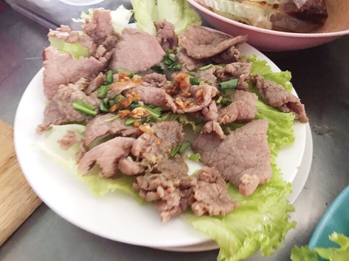 หลากหลายอิ่มอร่อย