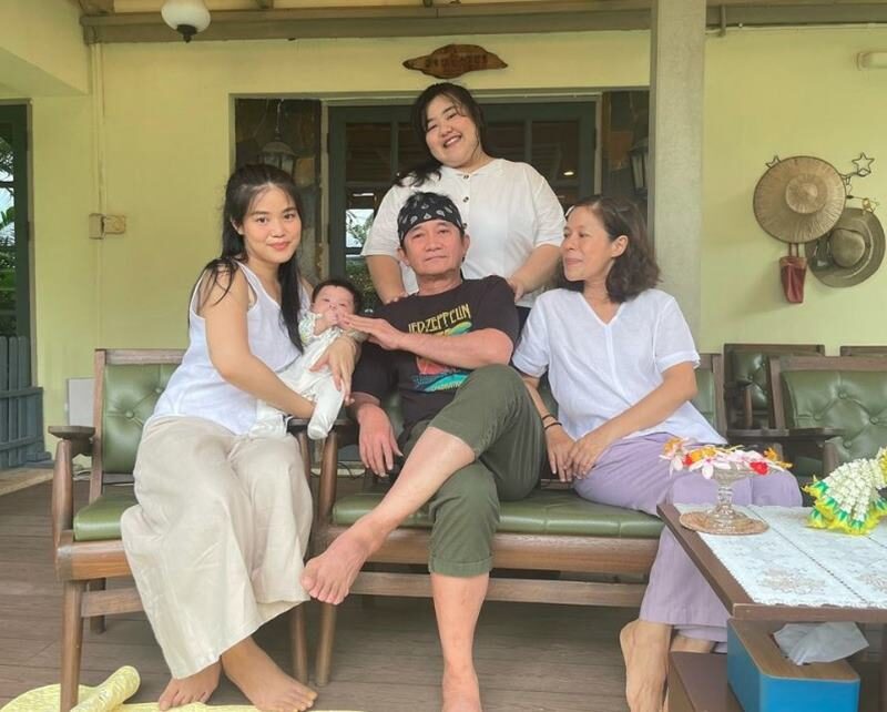 น้ำตารื้น! ปู พงษ์สิทธิ์ เคลียร์ใจลูกสาว บอกหลาน “ไม่มีพ่อไม่เป็นไร กูเป็นพ่อเอง”