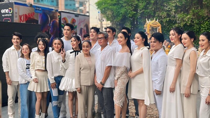 แม่นกน้อย