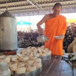 1ปีมีครั้งเดียว ชาวบ้านแห่ซื้อ สังขยามะพร้าวน้ำหอม วัดปราโมทย์ พลาดปีนี้ต้องรอปีหน้า