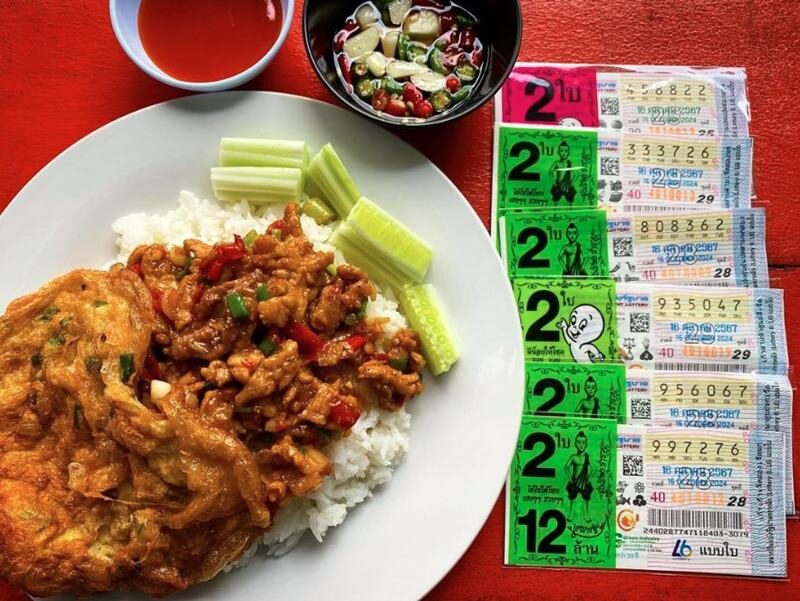 ส่องเลขเด็ด วี วีรภาพ โพสต์ภาพลอตเตอรี่ คอหวยแห่ซื้อตาม