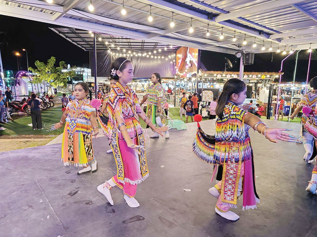 สดจากเยาวชน - มโนราห์น้อยเด็กตรัง สืบสานวัฒนธรรมใต้