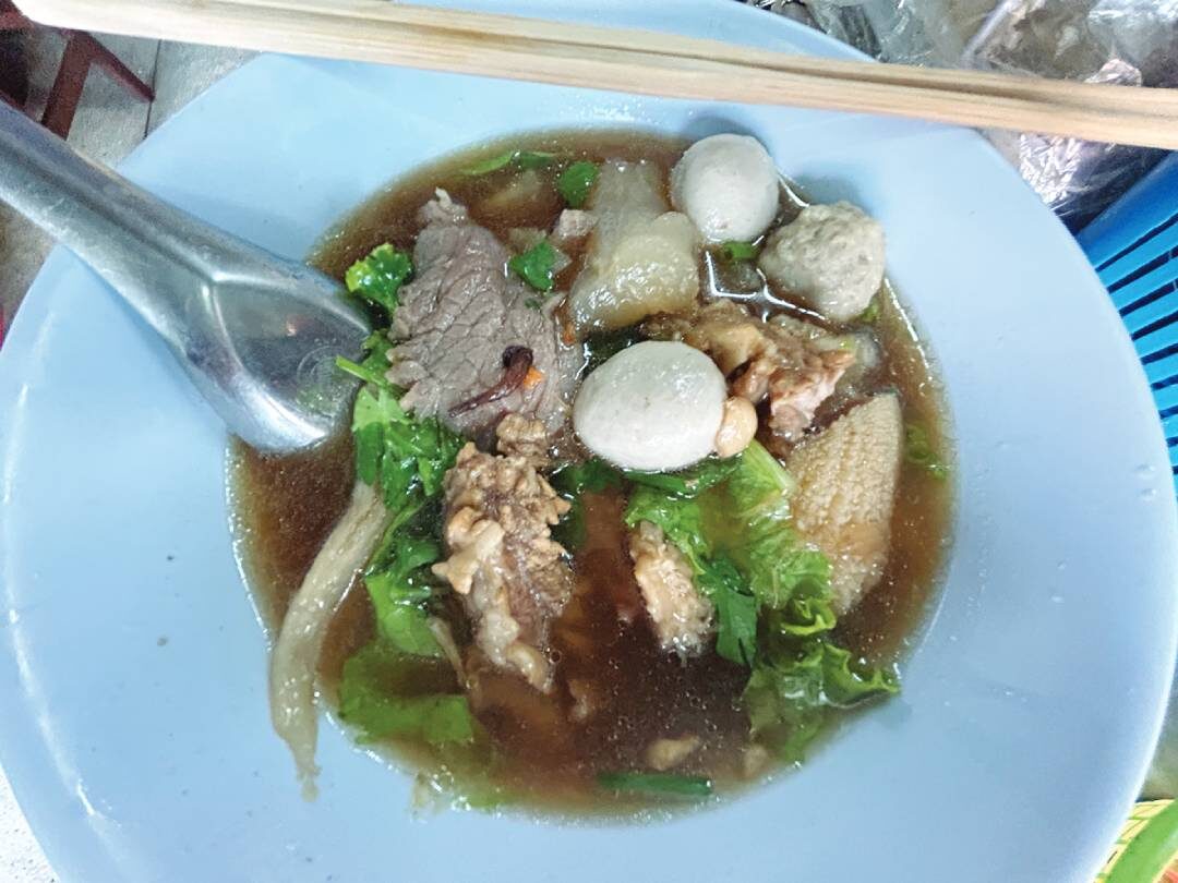 อิ่มอร่อย - ‘ซุงโภชนา’คลองหลอด ก๋วยเตี๋ยวเนื้อ 5 อย่าง