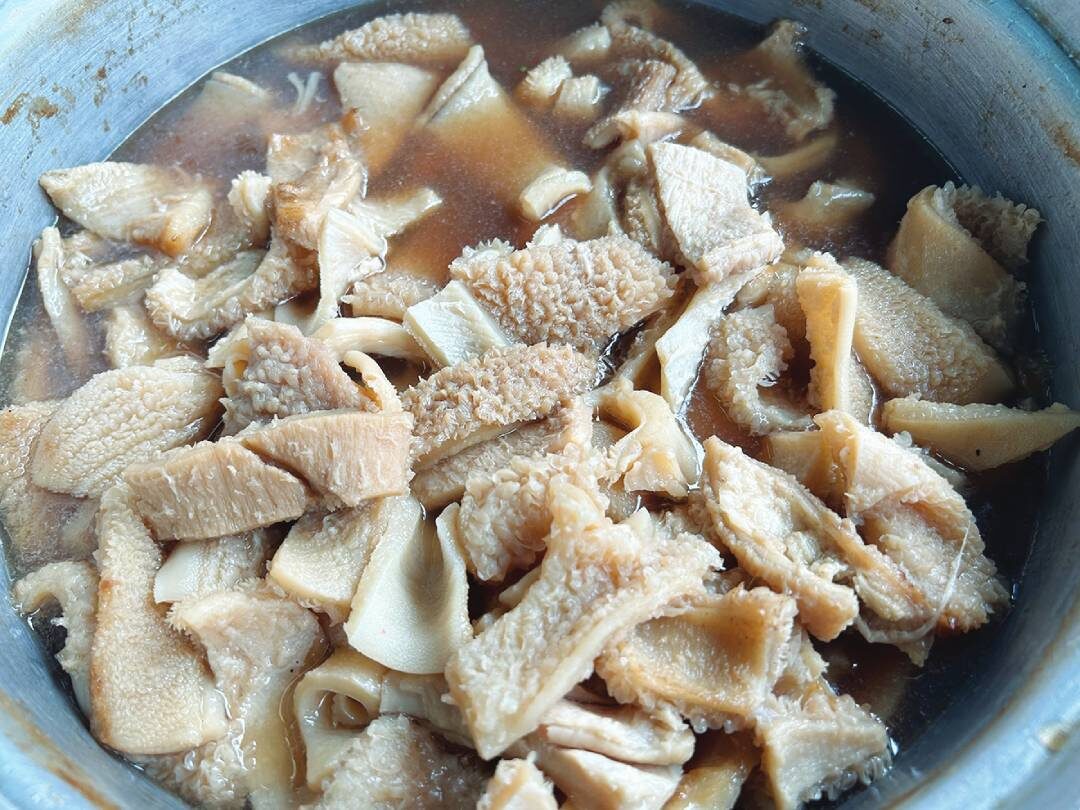 อิ่มอร่อย - ‘ซุงโภชนา’คลองหลอด ก๋วยเตี๋ยวเนื้อ 5 อย่าง
