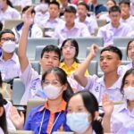 เปิดประสบการณ์ 'ฐานการเรียนรู้ทางการแพทย์' ให้นักเรียนมัธยม เยี่ยมชมคลินิกครั้งแรก