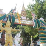 ศรัทธาเต็มคิวแน่น สายมูหลั่งไหล ร่วมพิธีบวงสรวง 'บ่วงนาคบาศ' แห่ไหว้ขอโชคลาภ