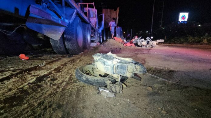 Fatal crash in Pathum Thani as truck hits motorcycle | News by Thaiger
