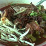 หนึ่งเดียวพะเยา ขนมจีนน้ำเงี้ยวเนื้อวัว สูตรเด็ดซุปเข้มข้นอร่อย แห่ลองรสชาติแน่น