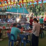 เนืองแน่น ชาวบ้านแห่ขอโชคลาภ ส่องเลขเด็ด ท้าวเวสสุวรรณ หวังถูกหวยรวยรับปี68