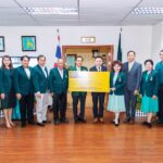 มูลนิธิกรุงศรี - ครอบครัว มก.ร่วมบริจาคเงินสมทบสร้างโรงพยาบาล มก. 