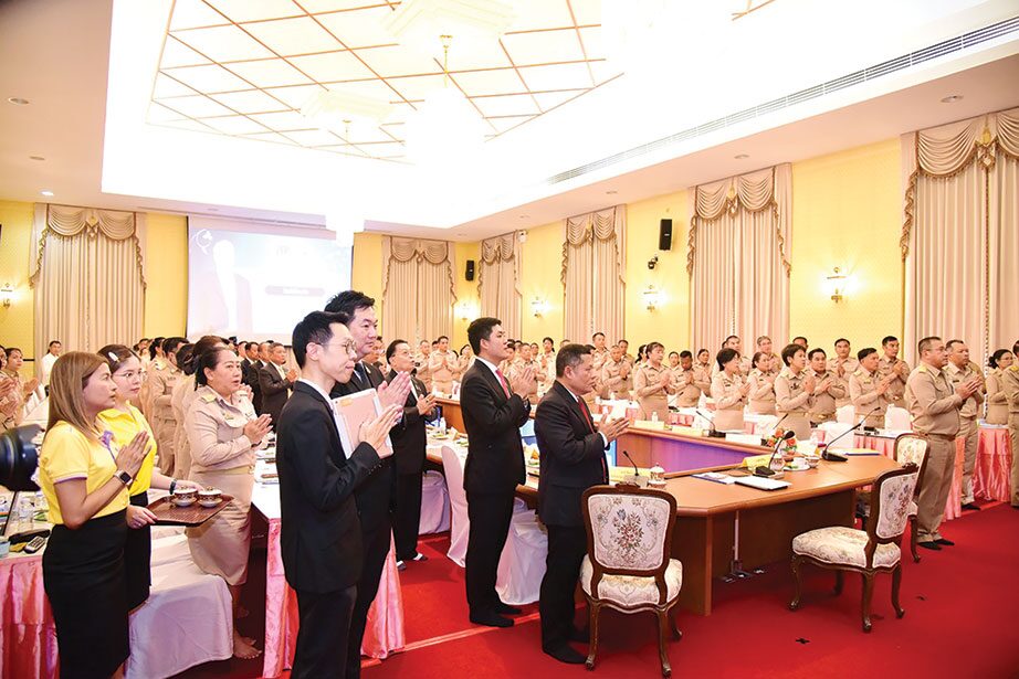 ข่าวสดพระเครื่อง - คุ้มครองพุทธศาสนาแก้ปัญหาที่วัด เปิดนโยบายรัฐมนตรีชูศักดิ์ ศิรินิล