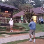 อุณหภูมิลดฮวบ เย็นสะท้าน ดอยอินทนนท์ 7 องศา นักท่องเที่ยวแห่สัมผัสอากาศหนาวคึกคึก