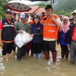 วิกฤตสุด ฝนถล่มสตูล น้ำป่าทะลักจม 3 อำเภอ 5 ตำบล 23 หมู่บ้าน 1,234 ครัวเรือนเดือดร้อนหนัก