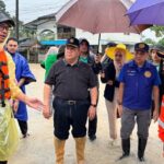 หนักสุดรอบ 40 ปี ตำบลพร่อน น้ำท่วมหนัก 140 ครัวเรือน ประสบอุทกภัย ศอ.บต.เร่งช่วย