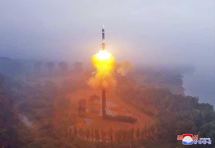คิมโวขีปนาวุธใหม่ “ฮวาซอง-19” พลังทำลายล้างสูงที่สุดในโลก-ไม่มีใครเทียบได้