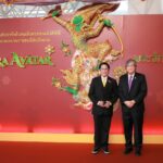 เบิร์ด ธงไชย ร่วมสืบสานนาฏศิลป์สยาม ร่วมชมการแสดงโขนมูลนิธิส่งเสริมศิลปาชีพฯ