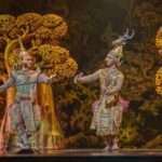 เบิร์ด ธงไชย ร่วมสืบสานนาฏศิลป์สยาม ร่วมชมการแสดงโขนมูลนิธิส่งเสริมศิลปาชีพฯ