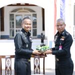 รมว.กลาโหม เปิดงานสืบสานงานพัฒนาบนฐานพุทธธรรมฯ ตรวจเยี่ยมฝึกทหารใหม่