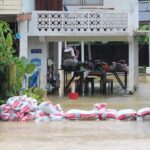 น้ำท่วมไม่คลี่คลาย 7 อำเภอ ชาวบ้านเดือดร้อนหนัก เตือนระวัง น้ำท่วมฉับพลัน น้ำป่าหลาก ดินถล่ม