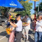 ผู้กำกับจราจรพร้อมครอบครัวร่วมยอดบุญกฐินถวายวัดเขาพระกว่า 1 ล้านบาท