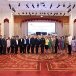 ‘บิ๊กหนุ่ม’ นายกสมาคมภริยาฯ รับมอบเงิน ของรางวัล สนับสนุน สป.กห. กาชาดปี67