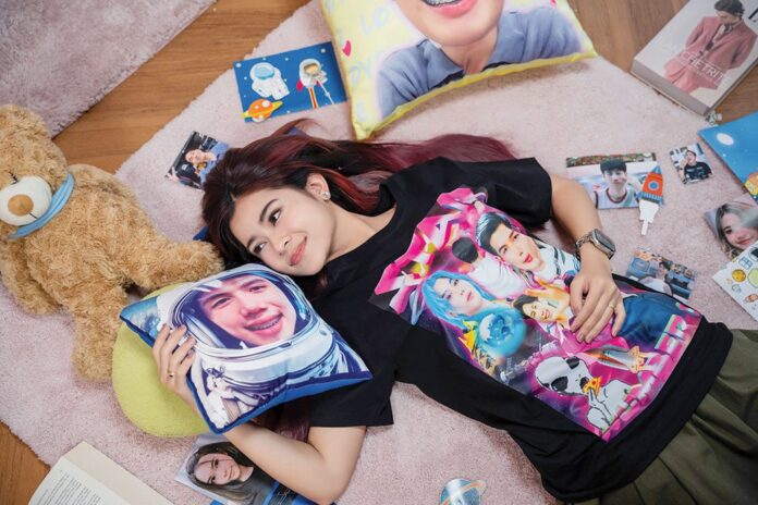 จับกระแสลูกทุ่ง