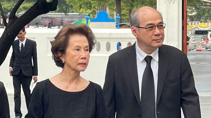 เผาคุณยายบรรเจิดศรี
