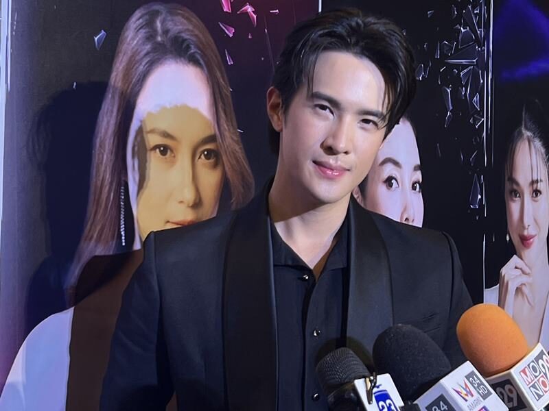 เกาหลีหวานเว่อร์! ‘เจมส์ มาร์’ ควงหวานใจ ‘พาย รินรดา’ เที่ยวต่างประเทศ