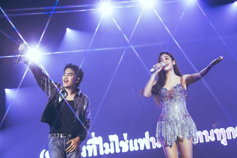 แฟนล้นฮอลล์ ‘ออนซอนเดย์ โจอี้ ภูวศิษฐ์ คอนเสิร์ต’ คอนเสิร์ตแรกครั้งใหญ่ในชีวิต