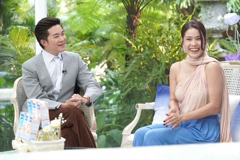 กบ พิมลรัตน์ เล่าชีวิตวัยเด็ก ถูกเลี้ยงดูแบบกุลสตรีไทย เผยรักแรกหนุ่มเซอร์โดนใจ