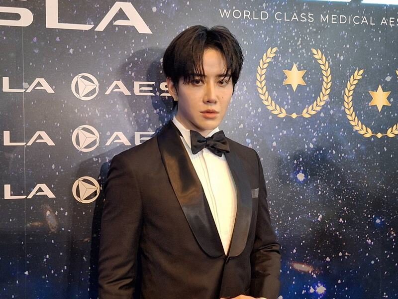 ไมค์ พิรัชต์ แจงโพสต์เดือด โดนบูลลี่มาปีกว่า ดาราไม่ใช่ขยะสังคม ด่ามาด่ากลับ