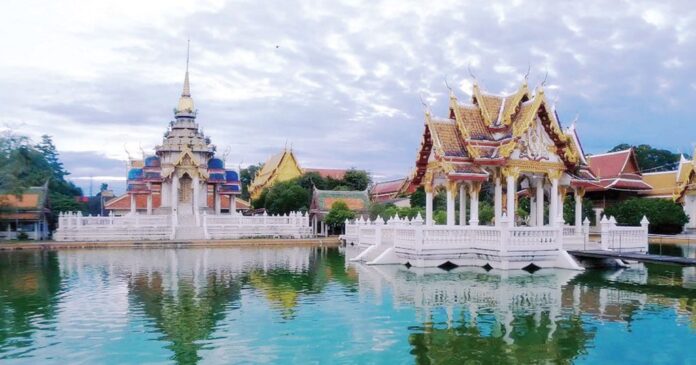 รายงานพิเศษ
