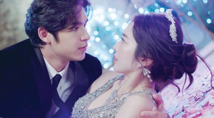 เบื้องหลังมายา