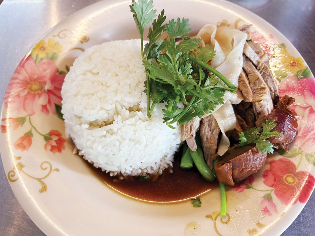 สวรรค์ในครัว - ร้านเตี๋ยวเป็ดน้องจอย ของอร่อยข้าง‘สน.’