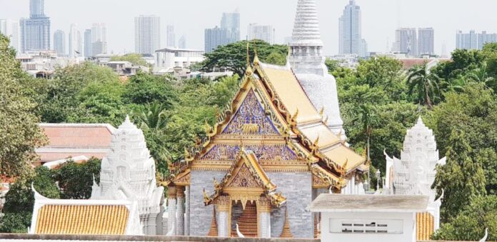 รายงานพิเศษ